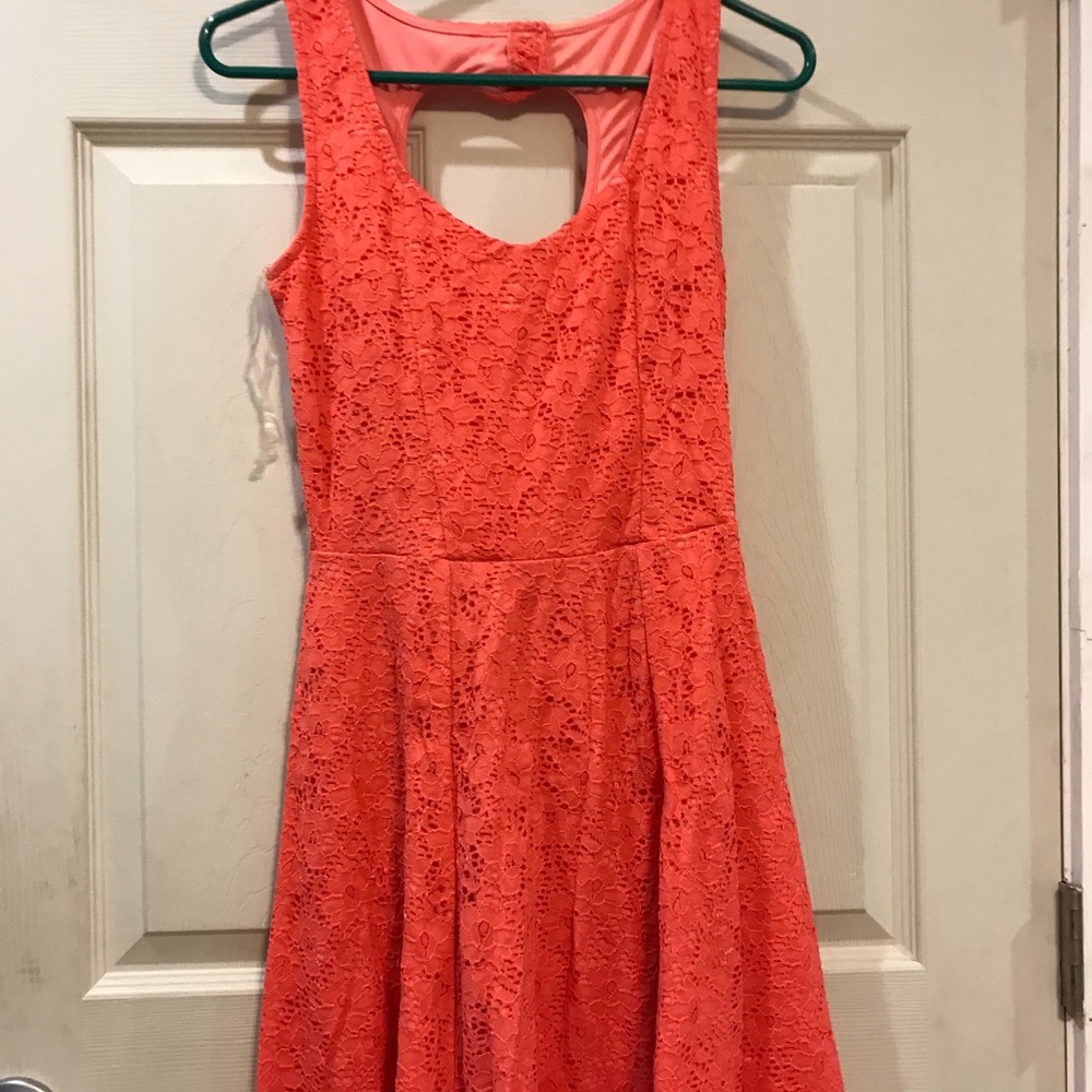 lace dress